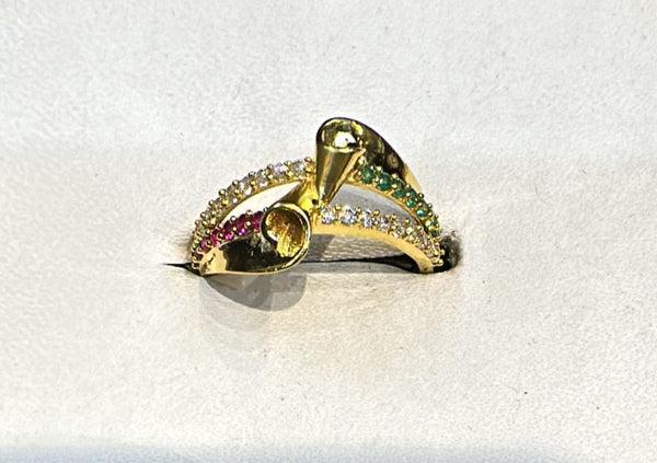 18K Gold Elegant Ladies Ring – 2.286 g