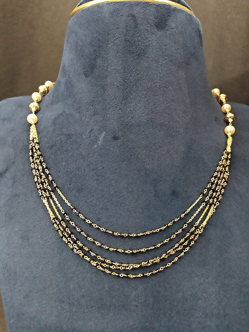 22K gold multi-layer black beads chain with pearls, 7.685 g