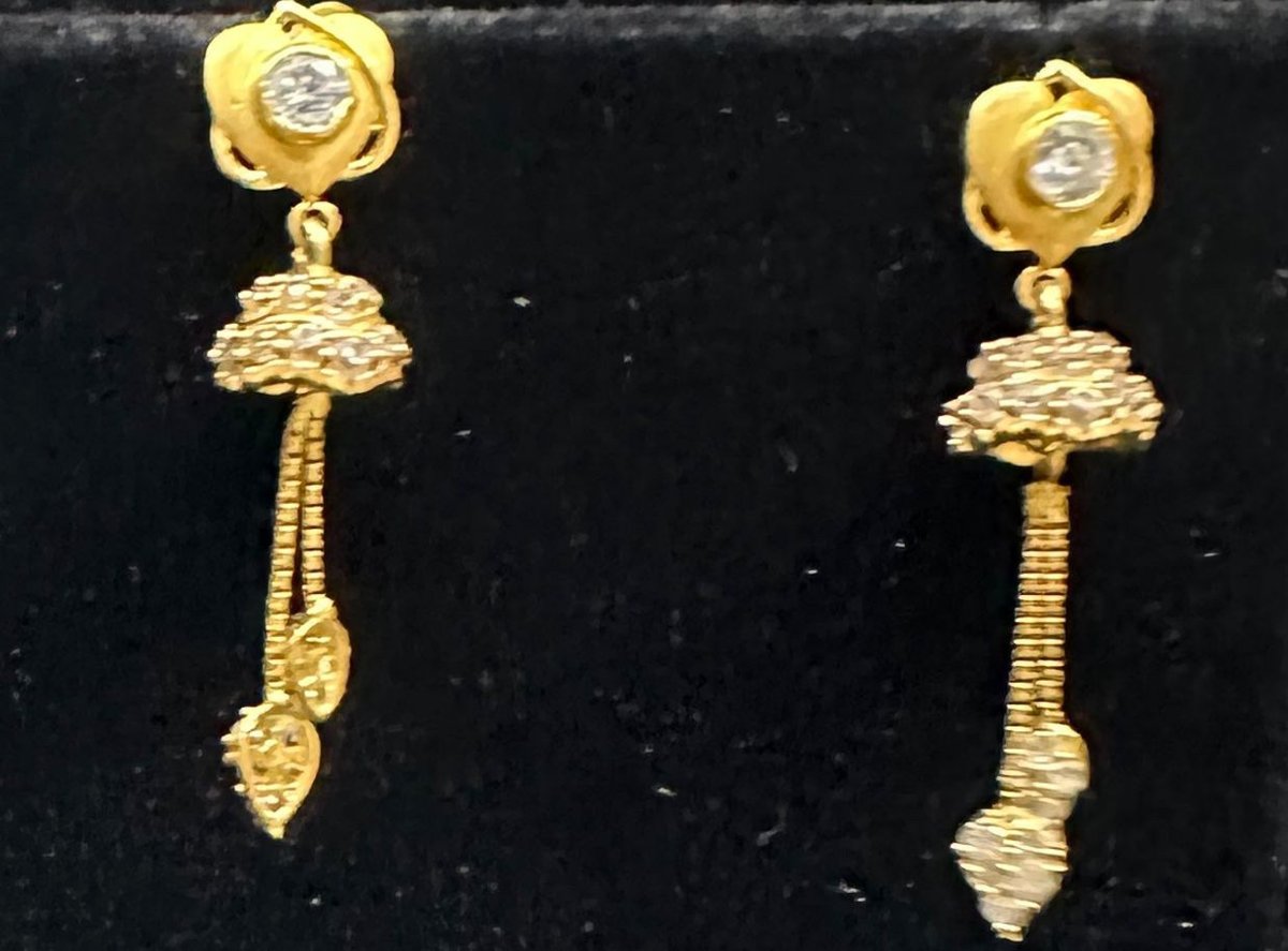 22K Gold Kammalu (Ear Studs) – 5.562 g