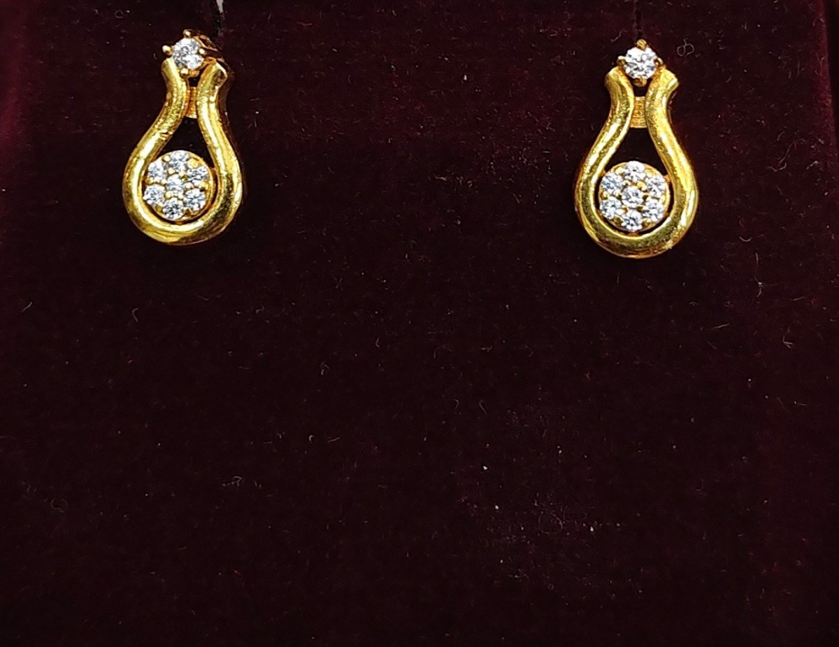 22K Gold Kammalu (Ear Studs) – 2.278 g