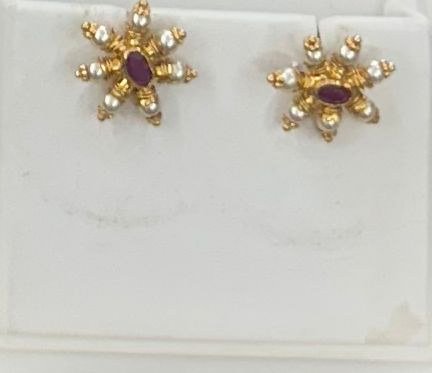 22K Gold Kammalu (Ear Studs) – 3.312 g