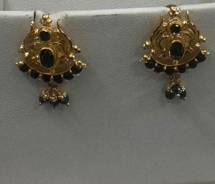 22K Gold Kammalu (Ear Studs) – 3.640 g