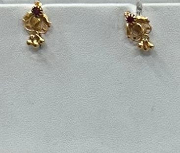 18K Gold Kammalu (Ear Studs) – 1.027 g