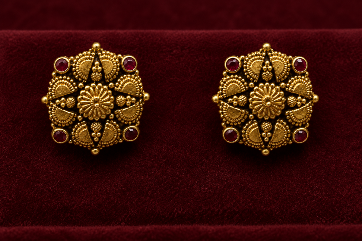 22K Gold Kammalu (Ear Studs) – 4.173 g