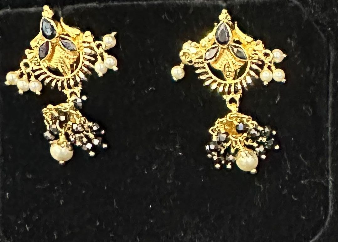 22K Gold Black Beads Kammalu – 6.645 g