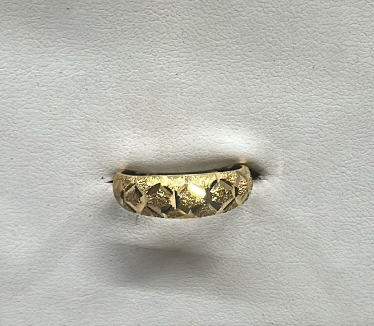 22K Gold Ladies Ring – 2.440 g