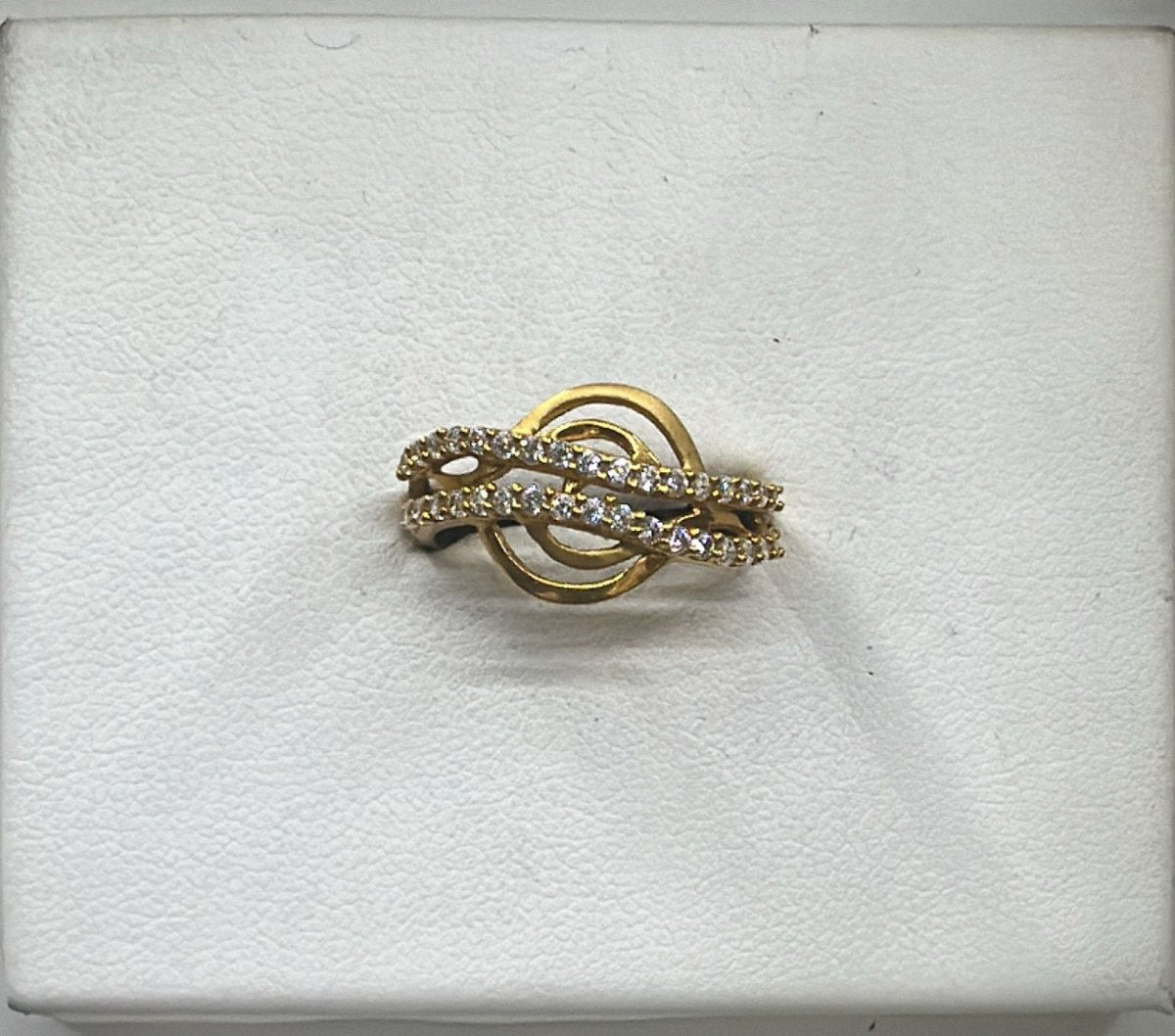 22K Gold Ladies Ring – 2.610 g