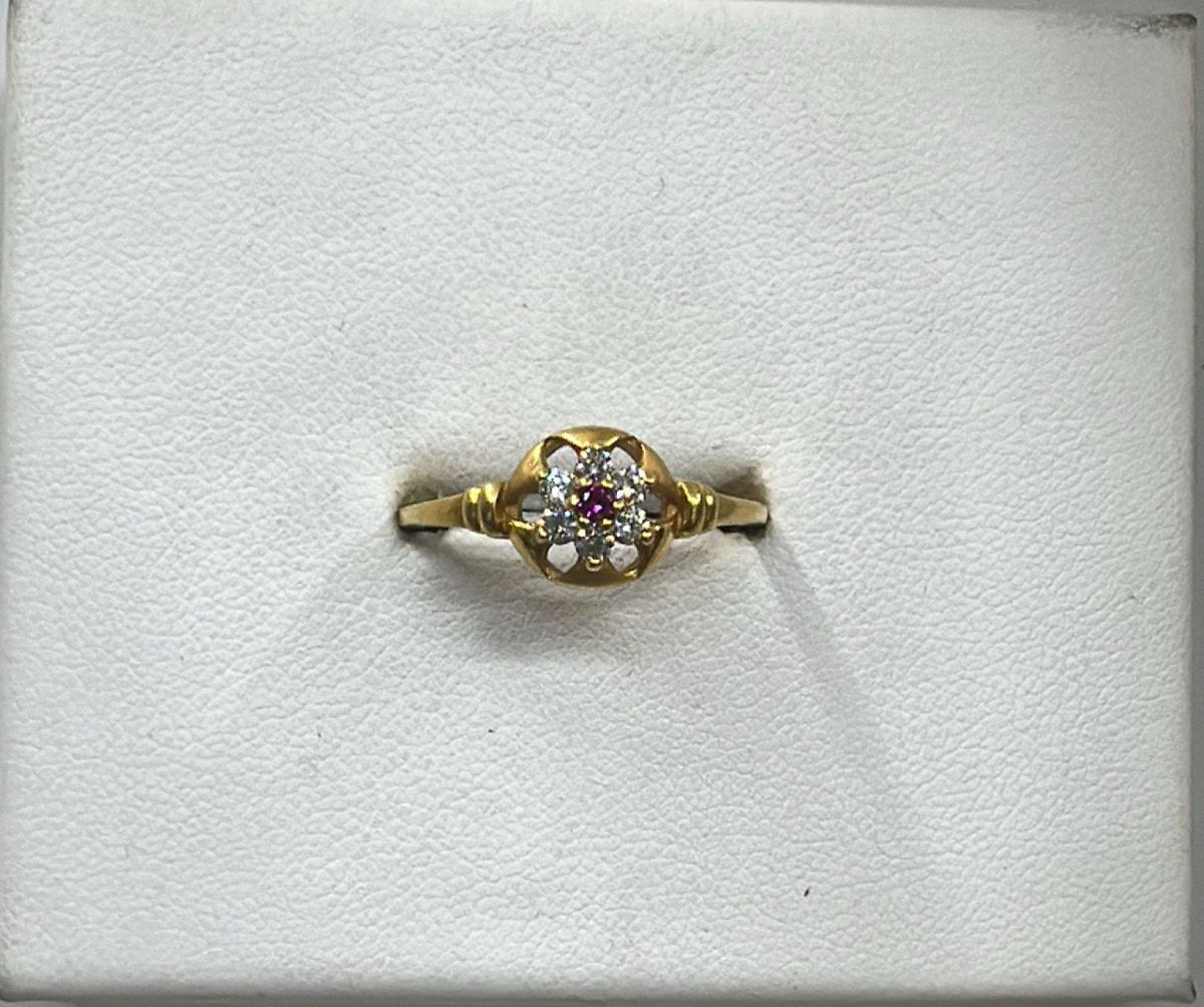 22K Gold Ladies Ring – 2.970 g