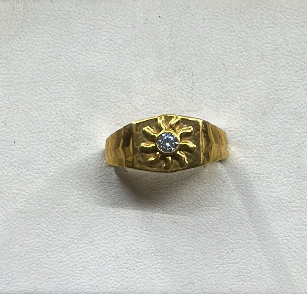 22K Gold Gents Ring – 3.870 g