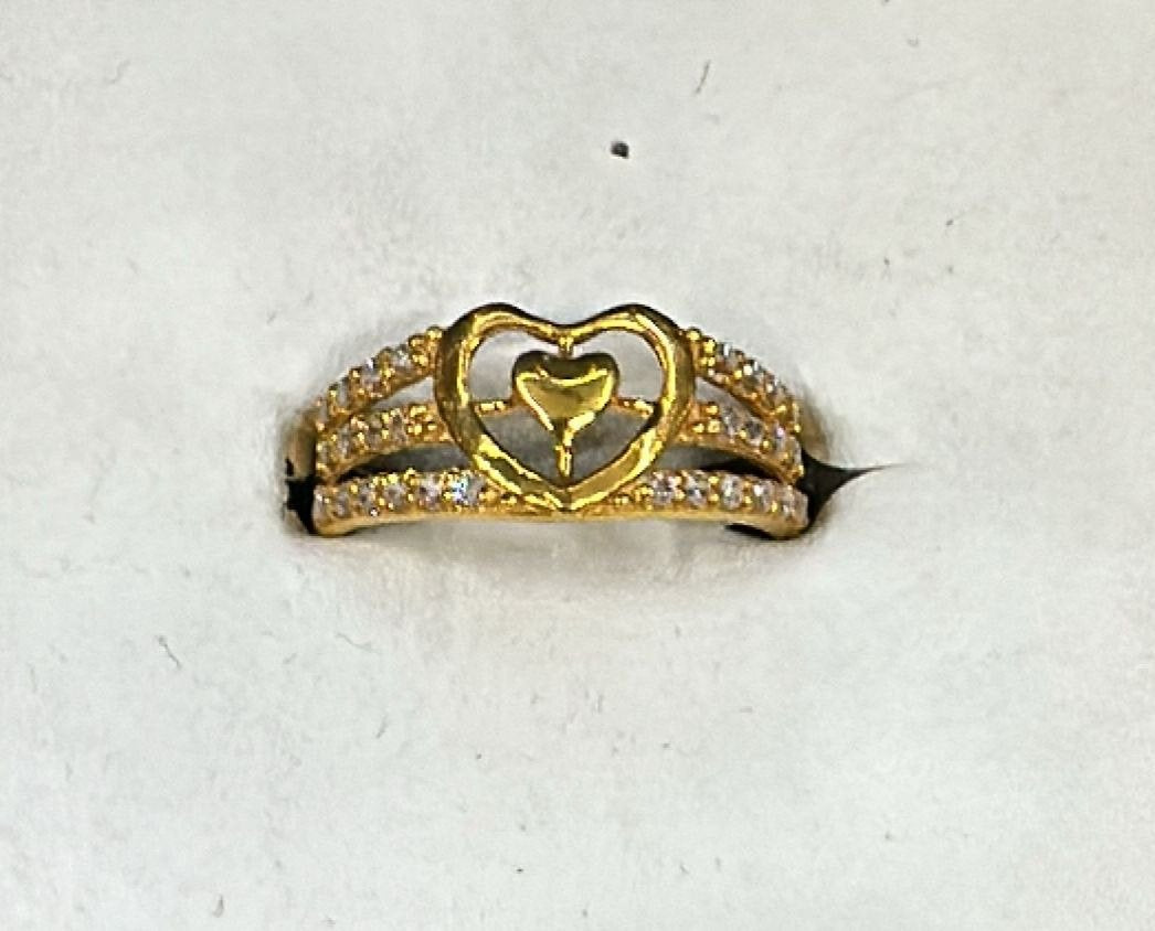22K Gold Ladies Ring – 2.253 g